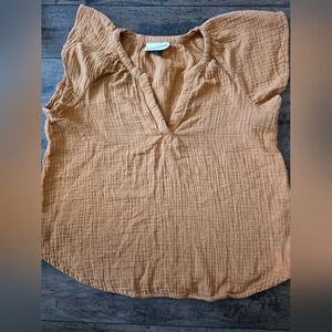 Universal Thread Women's‎ Tan Textured Blouse